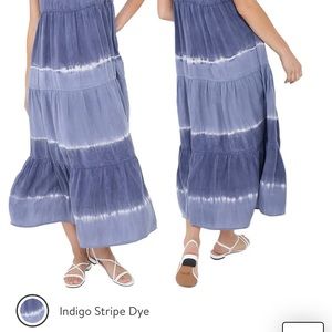 Sleeveless tiered midi dress